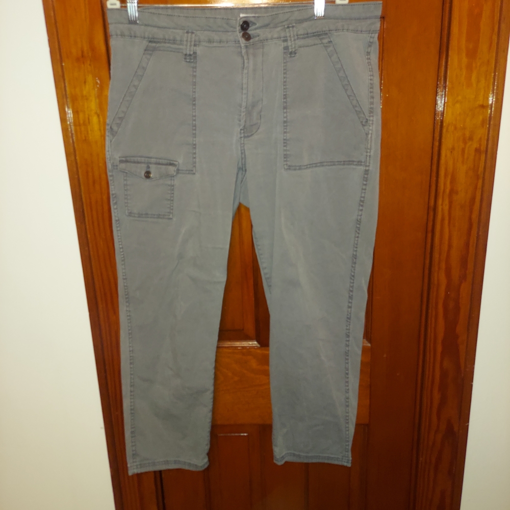 Time and Tru Gray Cargo Pants